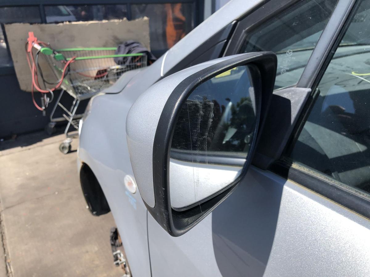 Mazda 5 original Aussenspiegel links elektrisch 22V Satinsilber Bj 2006