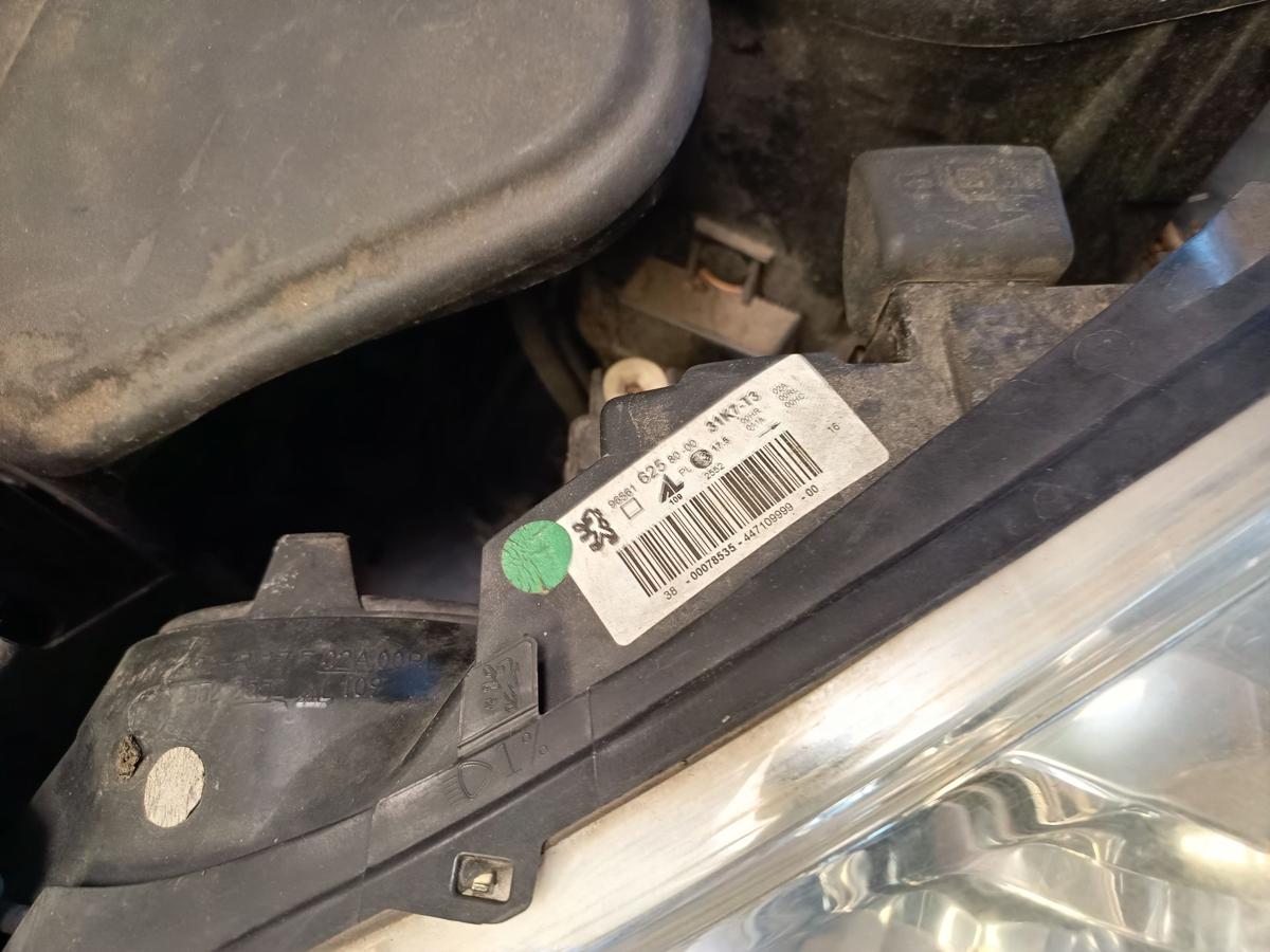 Peugeot 308I original Scheinwerfer links Halogen Baujahr 2008