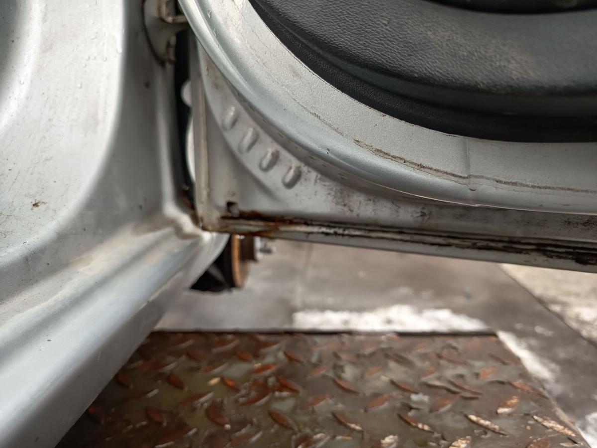 Hyundai Getz original T&uuml;r vorn rechts Beifahrer 5S Space silver Bj 2005