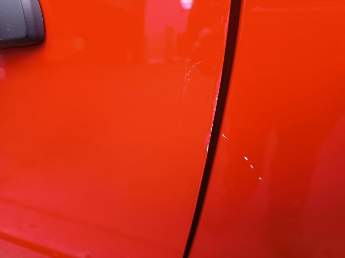 Opel Corsa D original T&uuml;r links Fahrert&uuml;r Z547 Magmarot Baujahr 2009