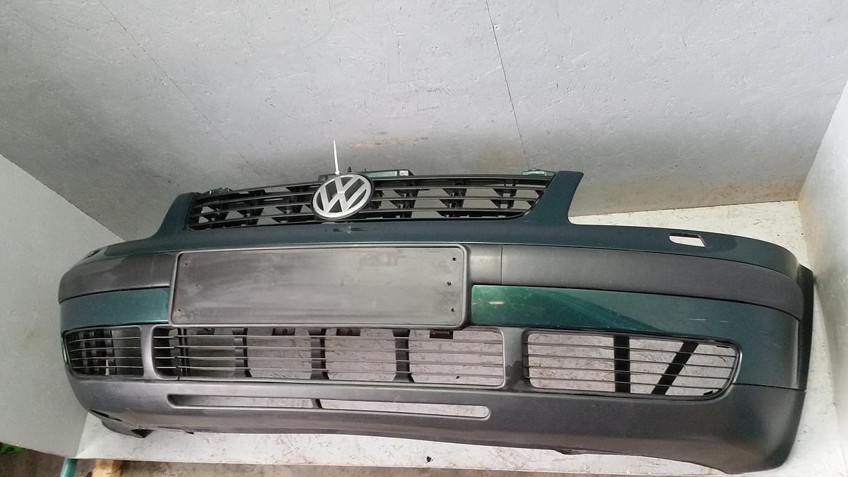 VW Passat 3B Bj 2000 org Stoßstange Stoßfänger vorn SWR LC6M Brightgreen Perleffekt