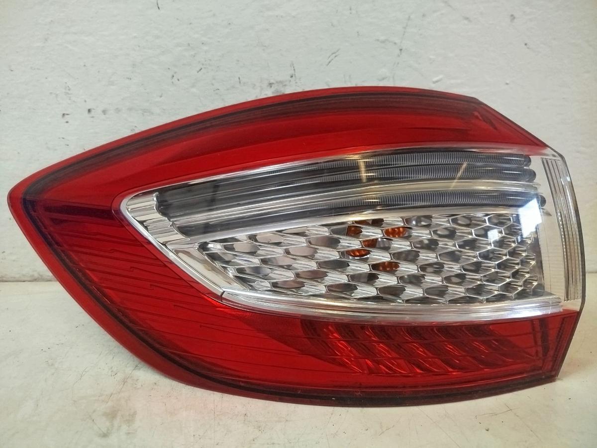Ford Mondeo MK4 BA7 Turnier R&uuml;ckleuchte links au&szlig;en Ecke Facelift R&uuml;cklicht