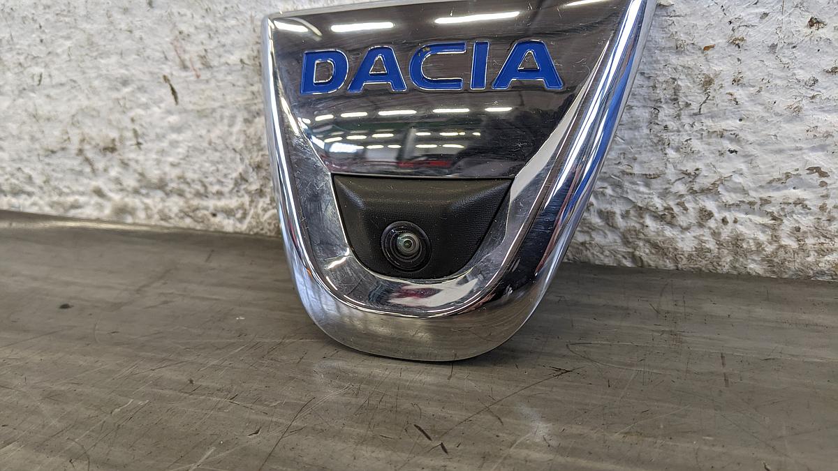 Dacia Spring Rückfahrkamera Kamera hinten Logo Heckklappe