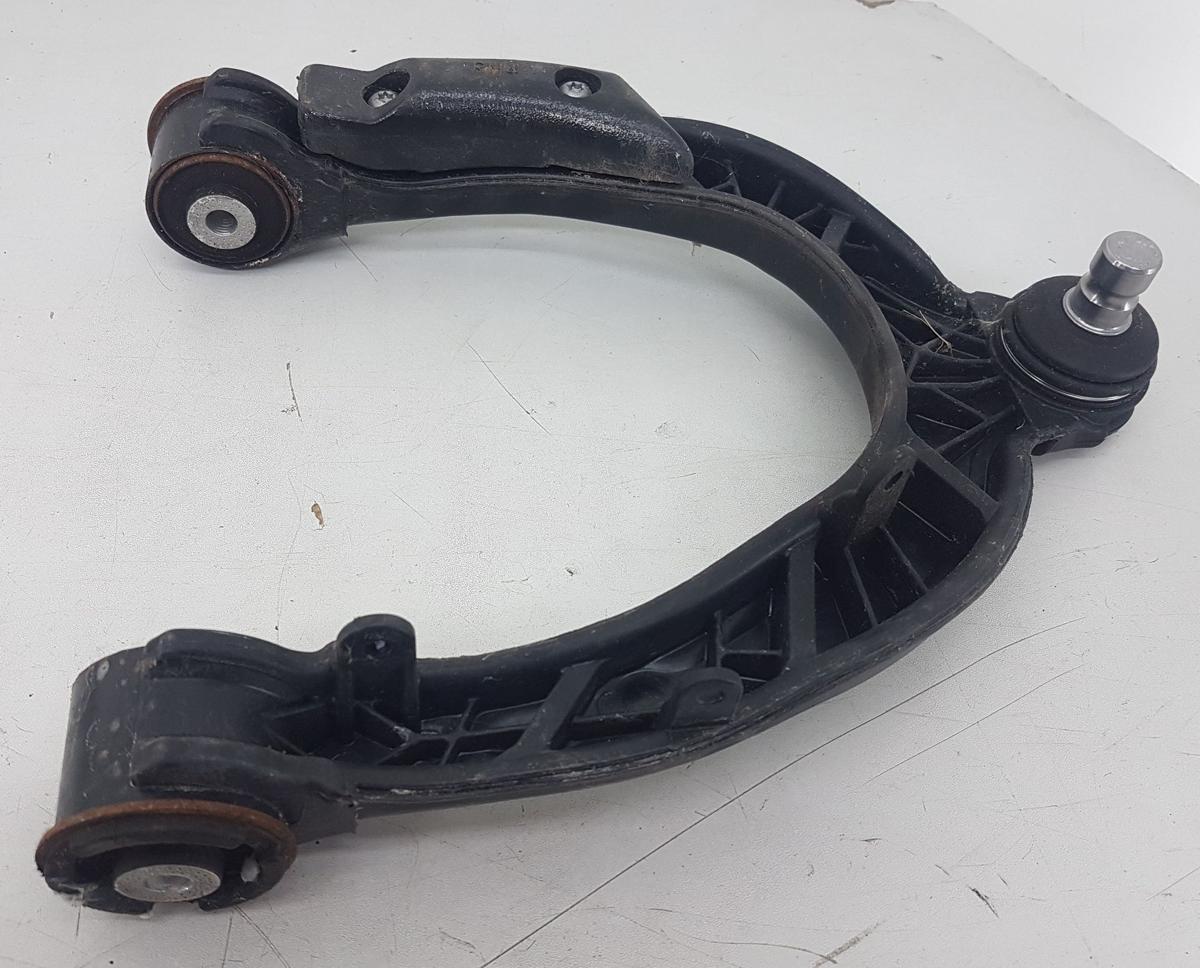esla Model Y Querlenkersatz vorn rechts Satz Querlenker Bj2022 1044326-00-J