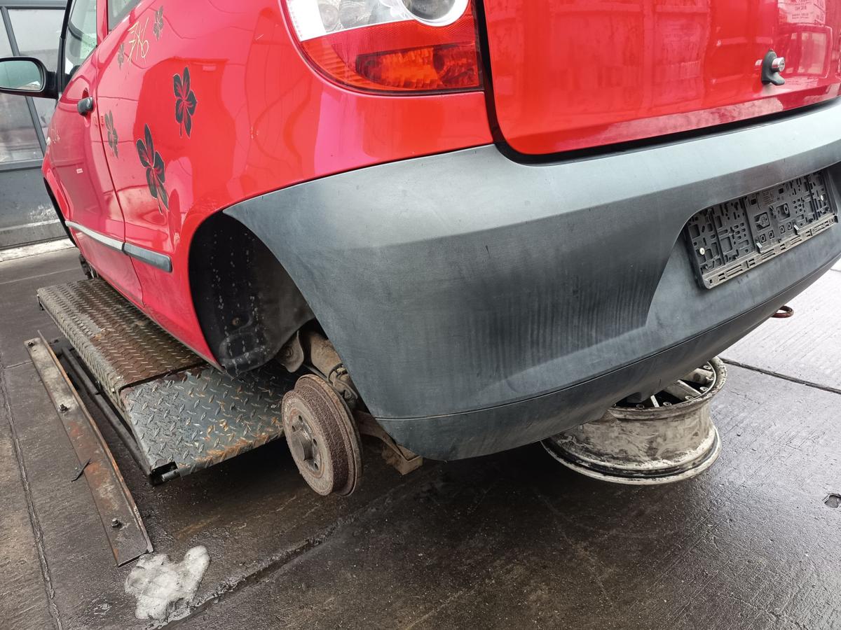 VW Fox original Sto&szlig;f&auml;nger hinten Stange Fond unlackiert Baujahr 2007