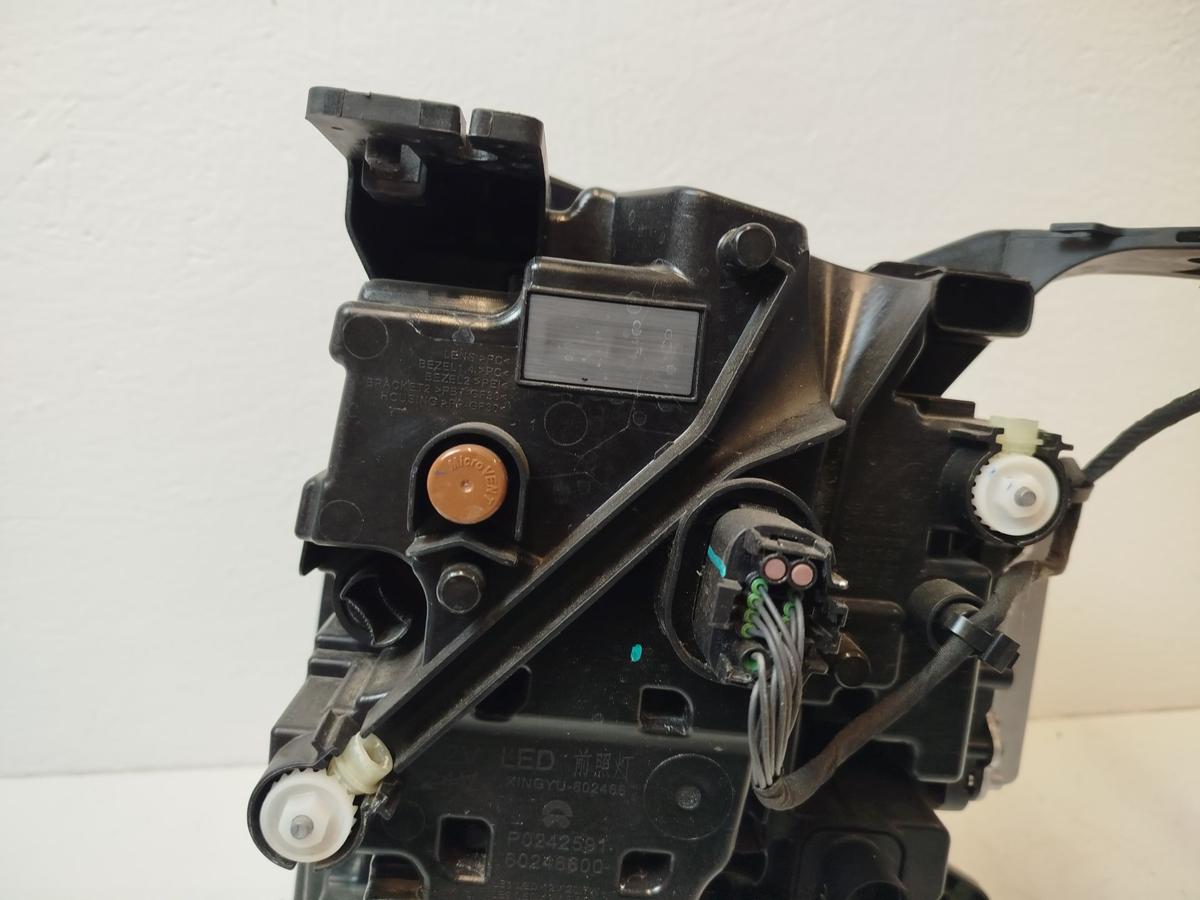 NIO EL6 Elektro SUV Scheinwerfer vorn links Hauptscheinwerfer Voll LED Matrix