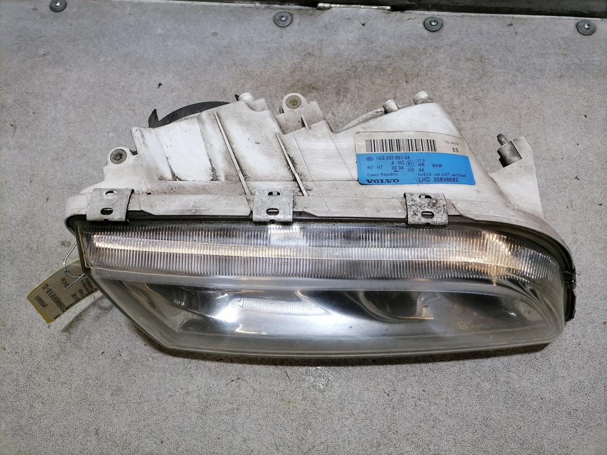 Volvo V40 S40 Scheinwerfer rechts vorn Halogen Lampe BJ00-03