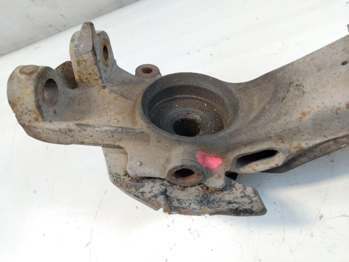 Audi A8 4D D2 Achsschenkel Radlagergeh&auml;use Vorderachse links 2.8 128kw Bj.1994