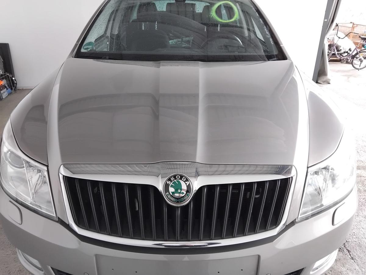 Skoda Octavia 2 1Z Facelift Motorhaube Deckel vorn mit Grill BJ2012 LF8H cappuccinobeige