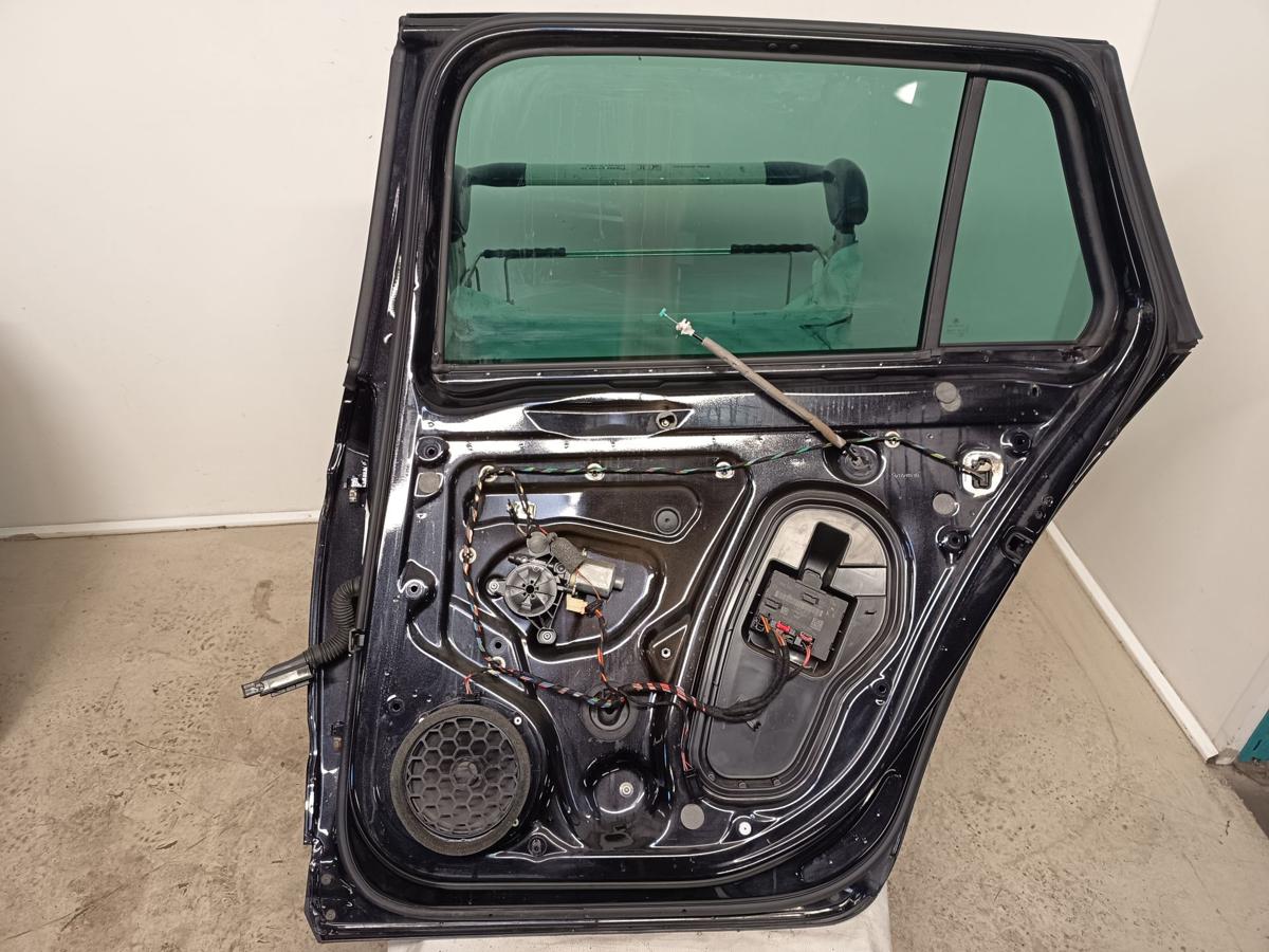 Skoda Superb 3V Kombi original Tür hinten rechts LF9R Black Magic Met Bj 2016