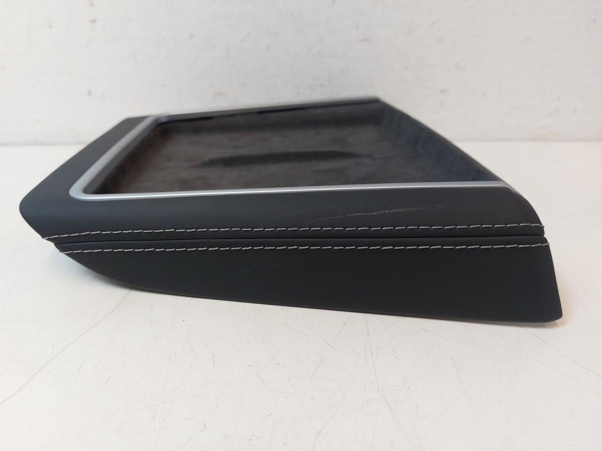 Tesla Model Y Juniper Ladeschale Ladeger&auml;t induktives Laden Smartphone OEM