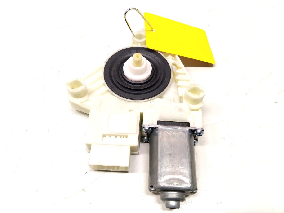 Seat Toledo 4 KG original Fensterhebermotor vorn rechts 5JA959812J Bj.2015