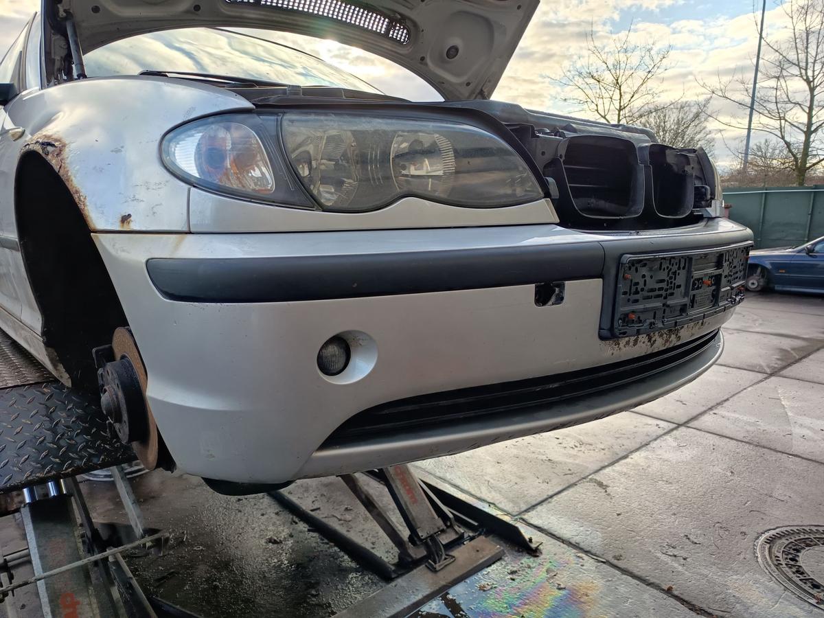 BMW E46 original Sto&szlig;stange F&auml;nger vorn Front 354/7 Titansilber Bj 2003