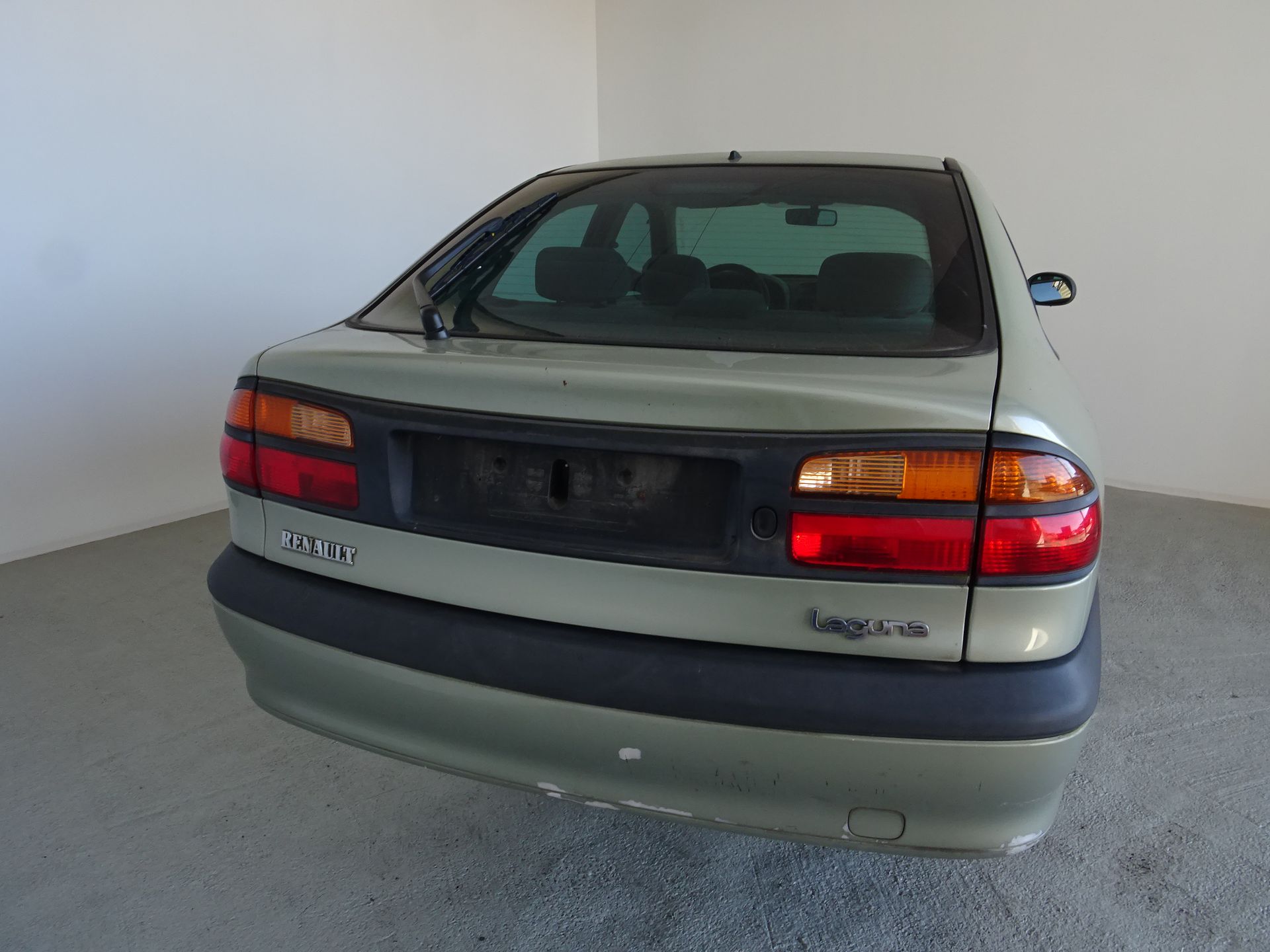 Renault Laguna 1 original Rückleuchte Schlussleuchte rechts Fließheck Facelift