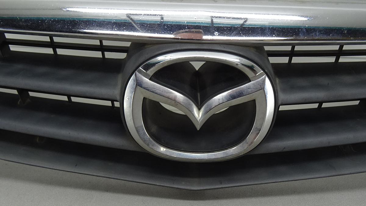 Mazda 626 GF Bj2002 Kühlergrill Modell ab 2000