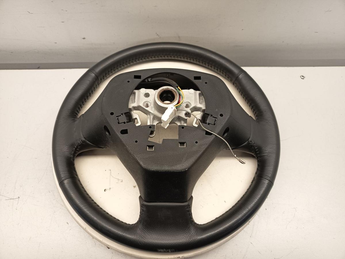 Subaru Impreza original Lenkrad Leder Multifunktion Baujahr 2010