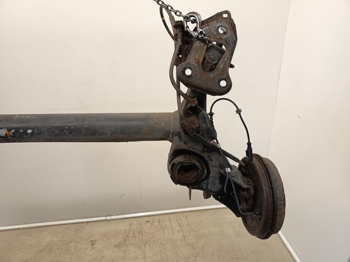 Opel Corsa D original Hinterachse Tr&auml;ger trommelgebremst 13342367 70tkm Bj 2012