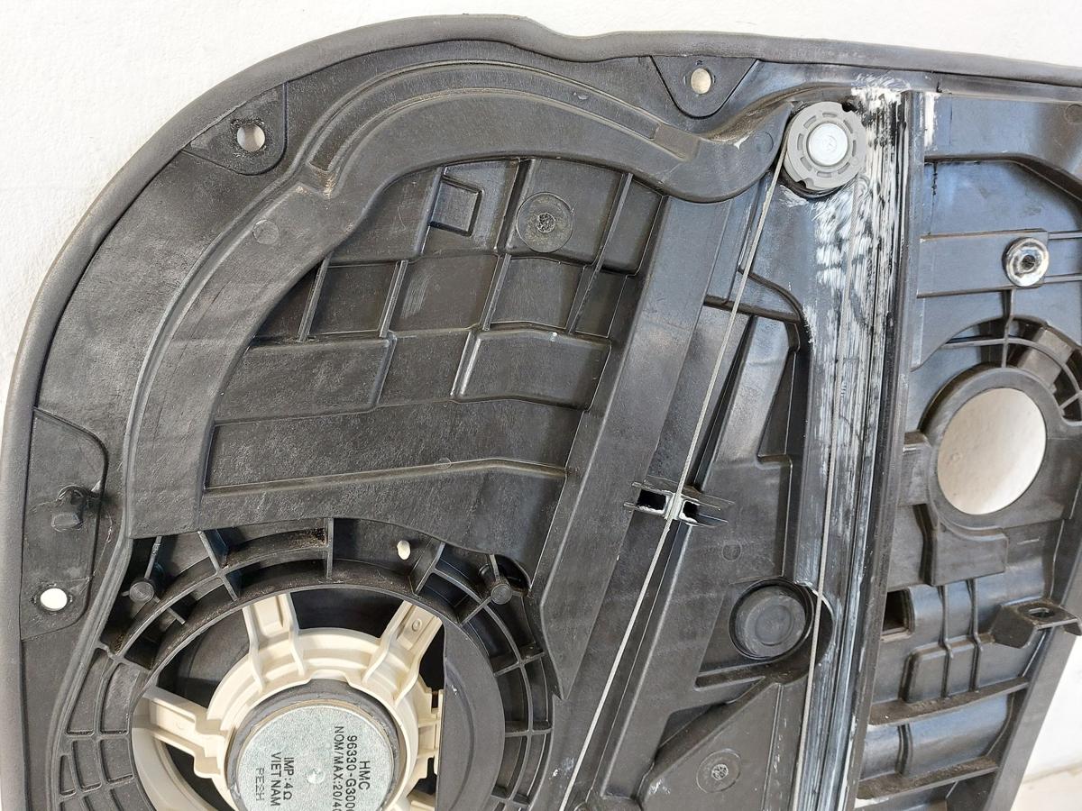 Hyundai i30 PD Mild Hybrid Fensterheber hinten links elektrisch auf Grundplatte