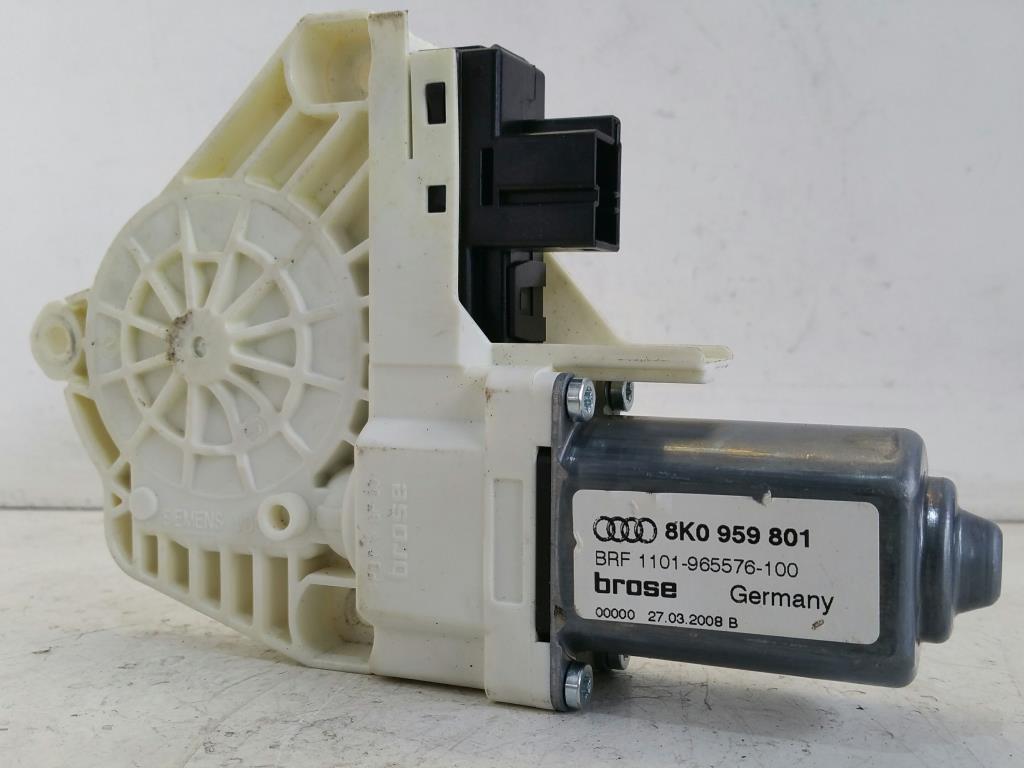 Audi A4 B8 8K Bj.08 Fensterhebermotor vorn links 8K0959801