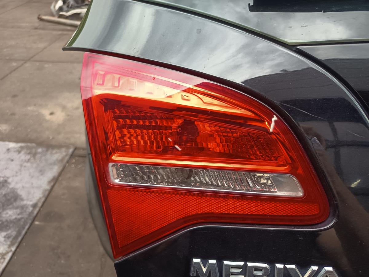 Opel Meriva B original R&uuml;ckleuchte links innen Heck Schlusslicht Bj 2012