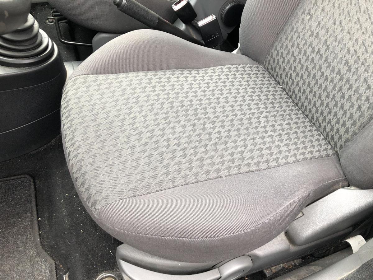 Ford Fusion JU2 Sitz vorn links Fahrersitz Stoff Autositz