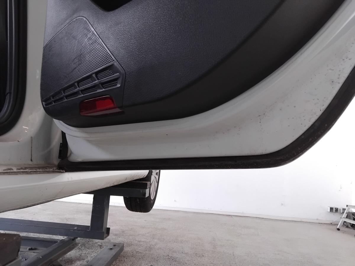 VW Golf 7 T&uuml;r hinten rechts LC9A pure white 5-t&uuml;rig Flie&szlig;heck BJ2019
