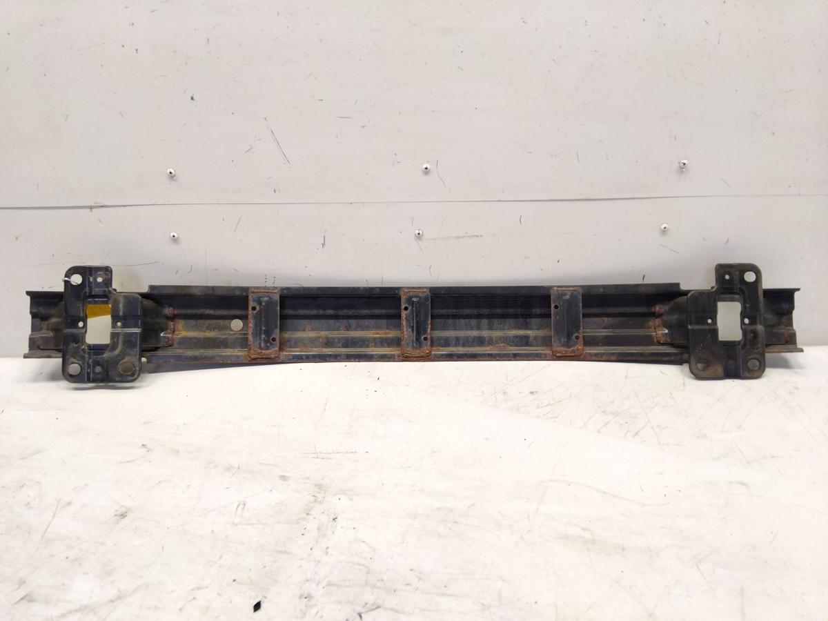 Hyundai i30 FD original Tr&auml;ger Verst&auml;rkung Sto&szlig;f&auml;nger vorn Bj.2010