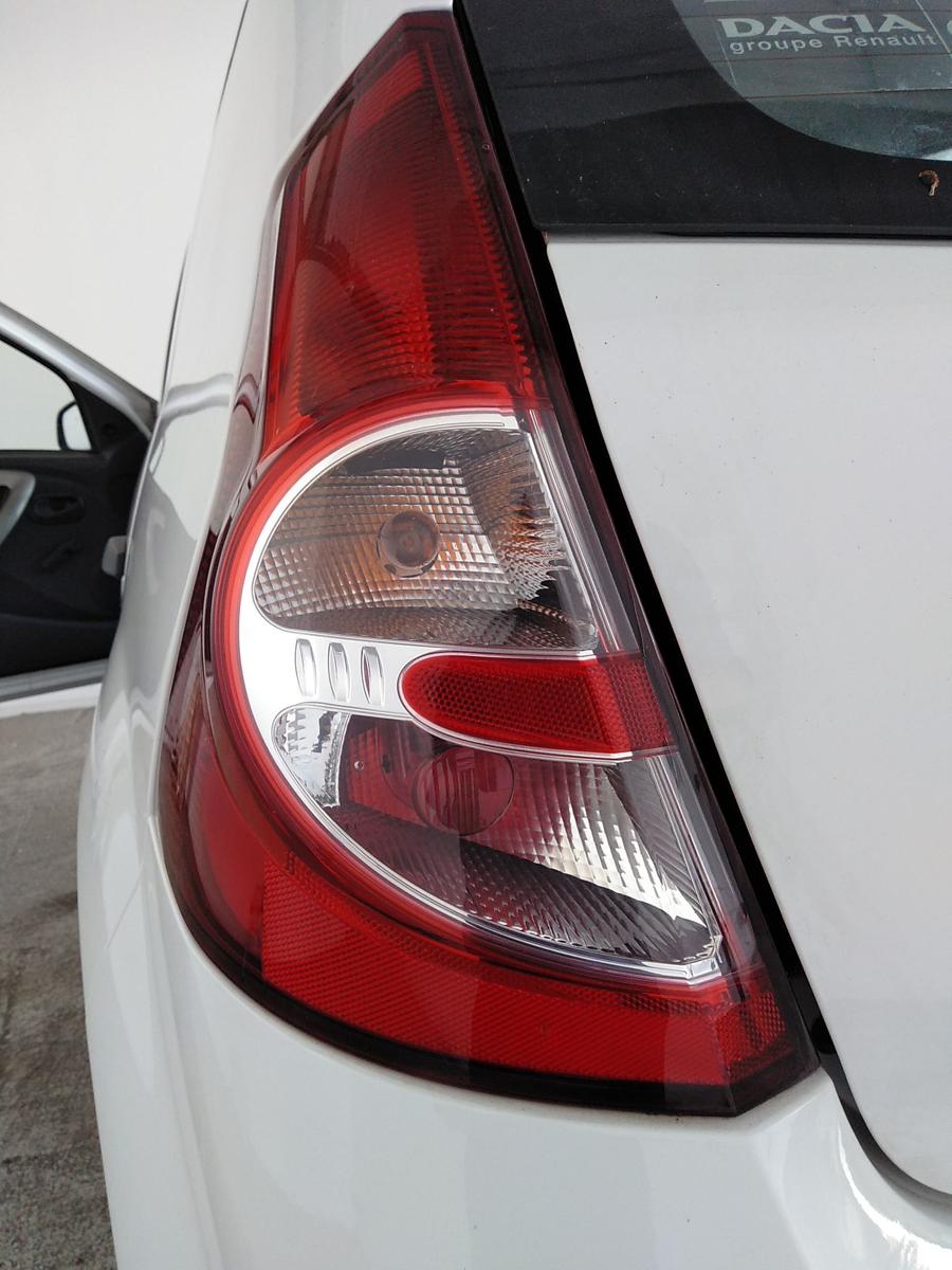 Dacia Sandero 1 original Rückleuchte Heckleuchte links Bj.2009