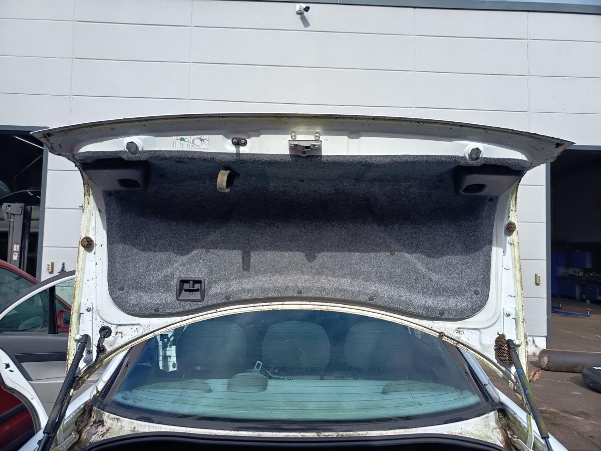 Opel Omega B original Heckklappe Deckel hinten Y474 Casablancawei&szlig; Bj 2001