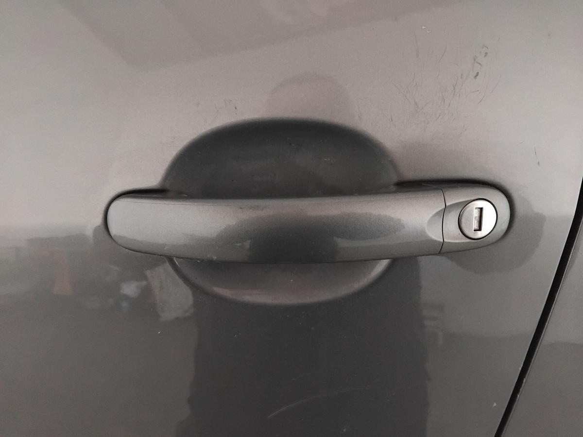 VW Golf Plus 5M T&uuml;r vorn links Fahrert&uuml;r LA7T unitedgreymetallic BJ2006