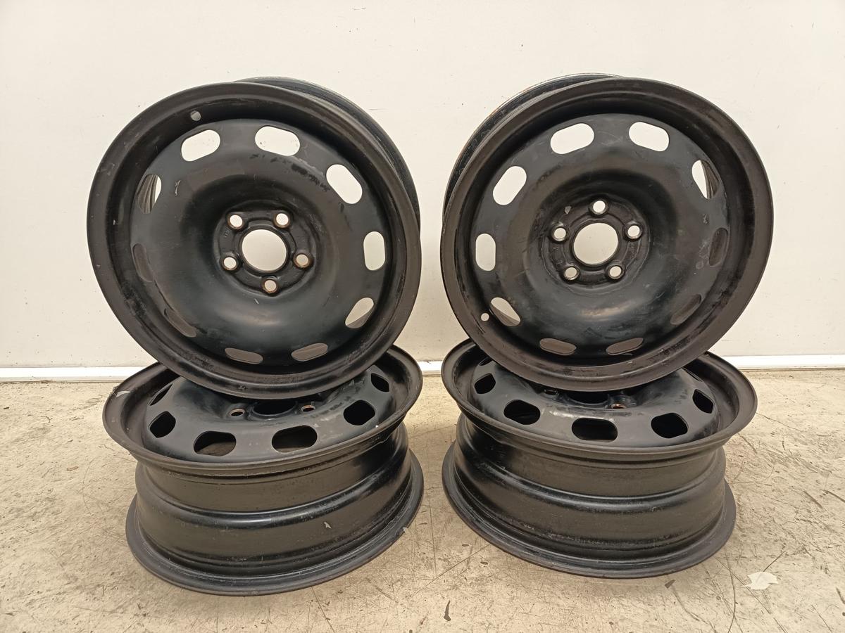 VW Golf IV original Satz Stahlfelgen 6x15 ET38 Baujahr 2003