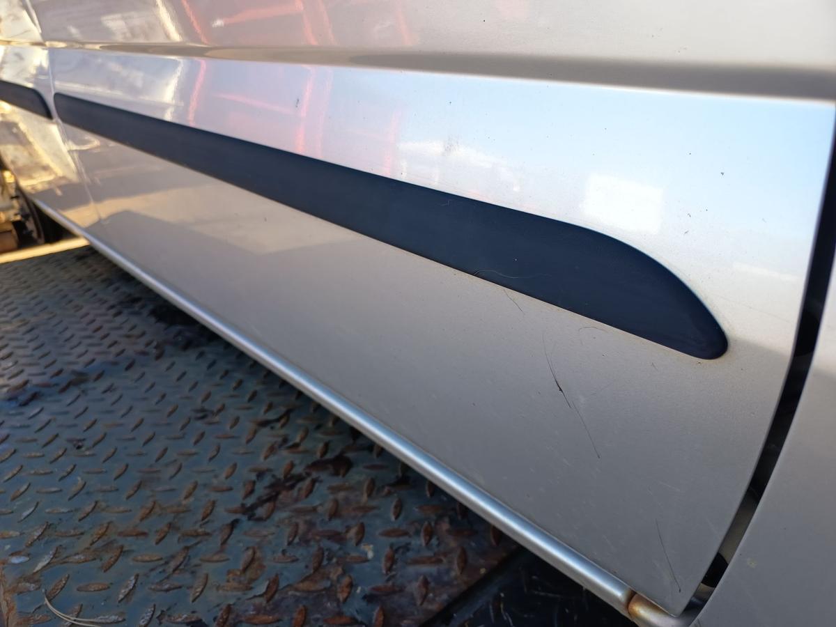 Suzuki Ignis I original T&uuml;r vorn rechts Beifahrer Z2S Silber Bj 2001