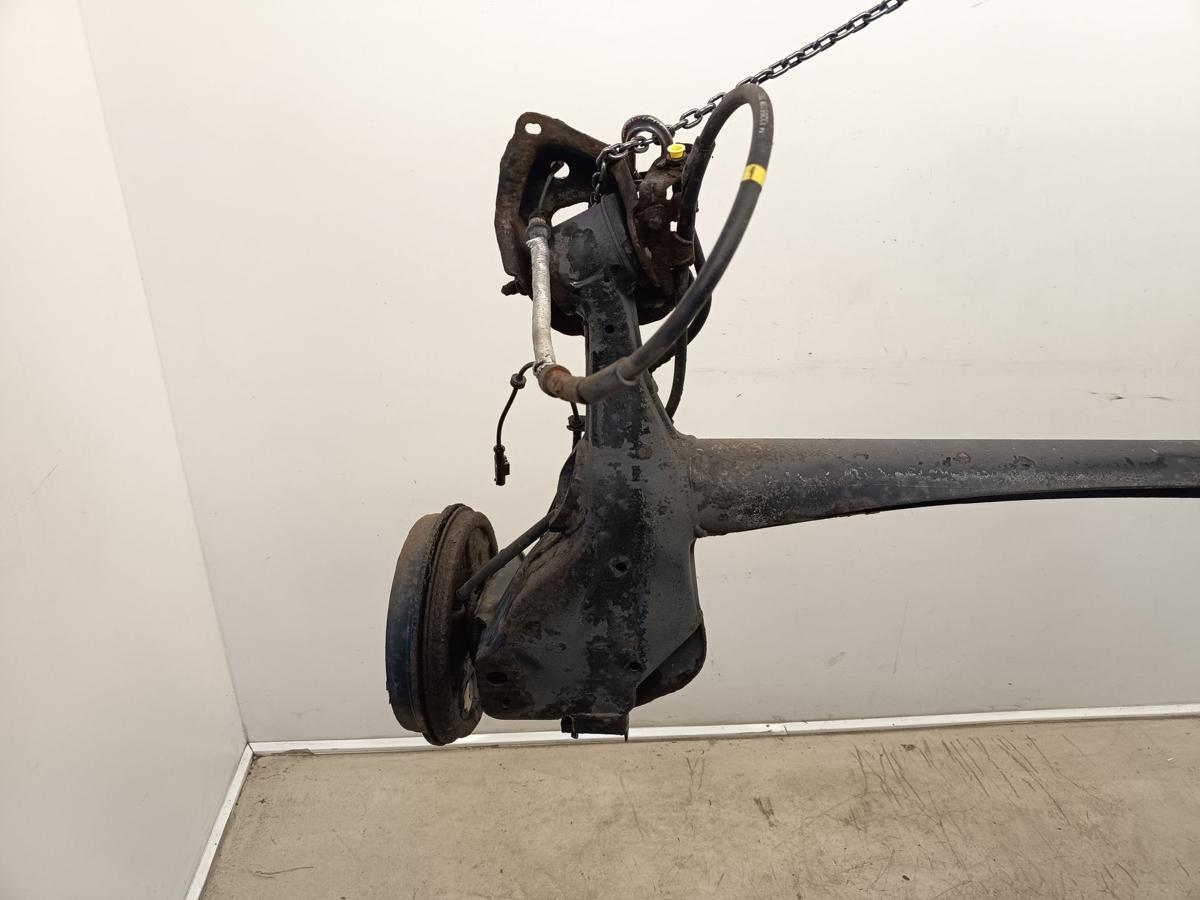 Opel Corsa D original Hinterachse Tr&auml;ger trommelgebremst 13342367 70tkm Bj 2012
