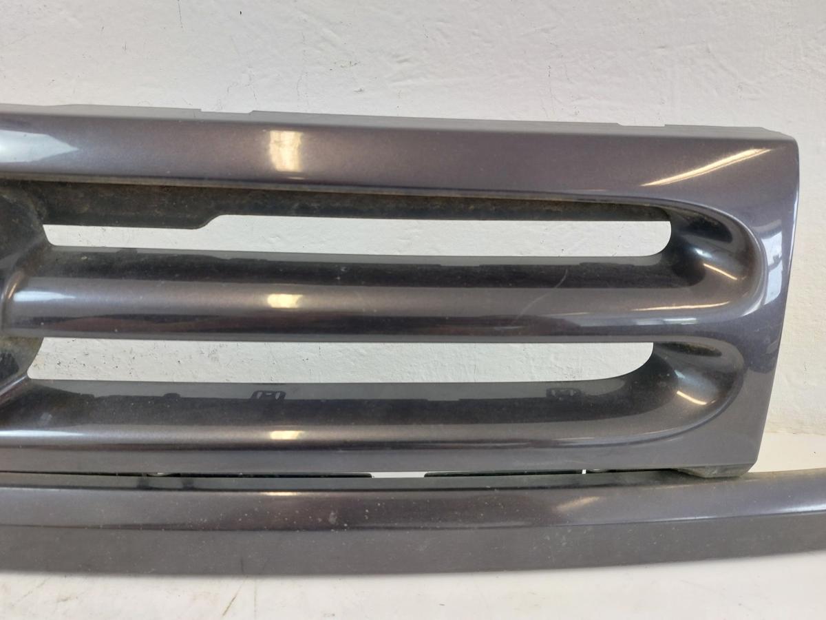 VW Vento 1HX0 Phase 2 original Kühlergrill graumetallic LC5P Halter beschädigt