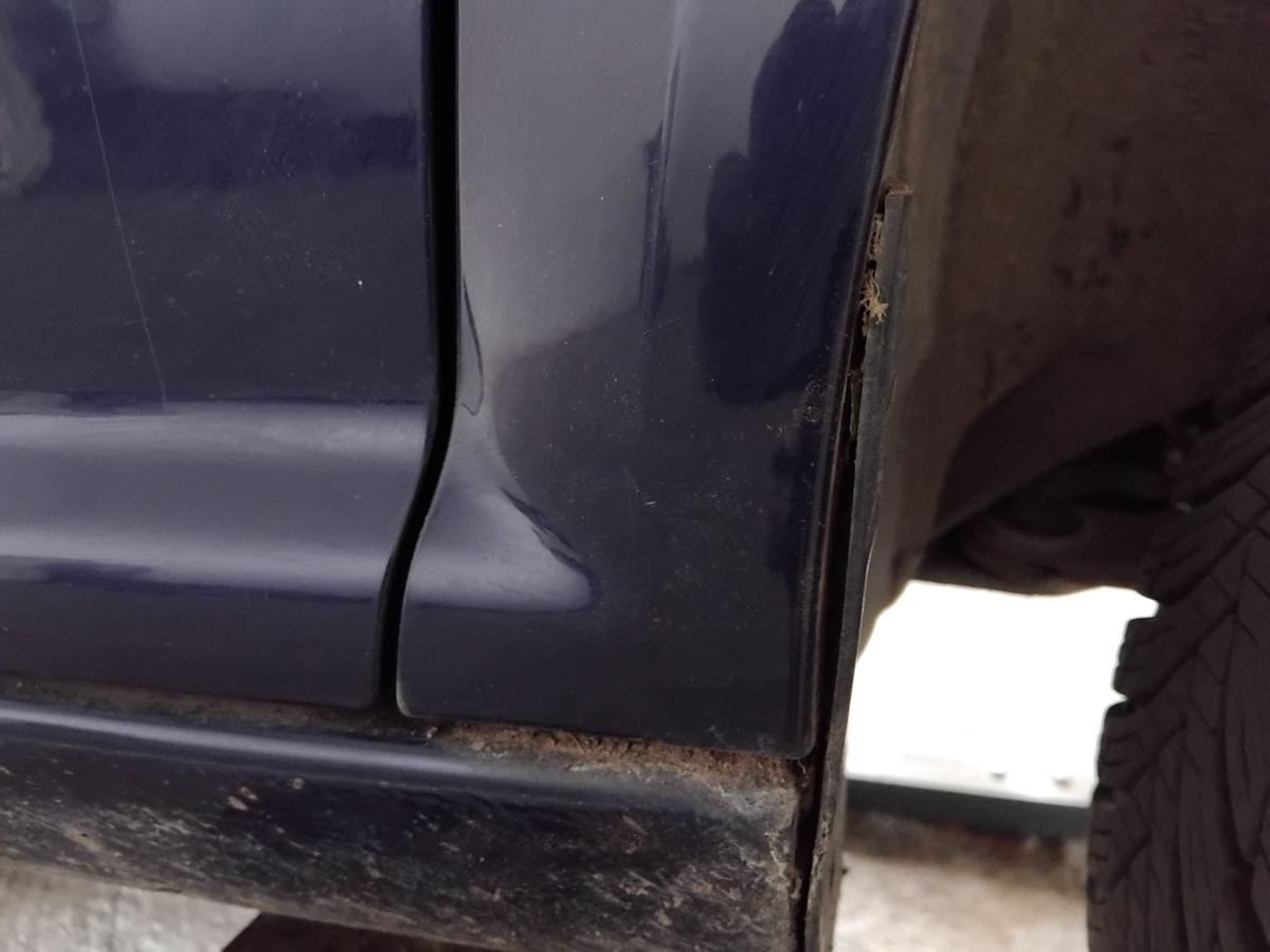 VW Golf 4 1J original Kotfl&uuml;gel vorn rechts LB5N Indigoblaumetallic BJ2000