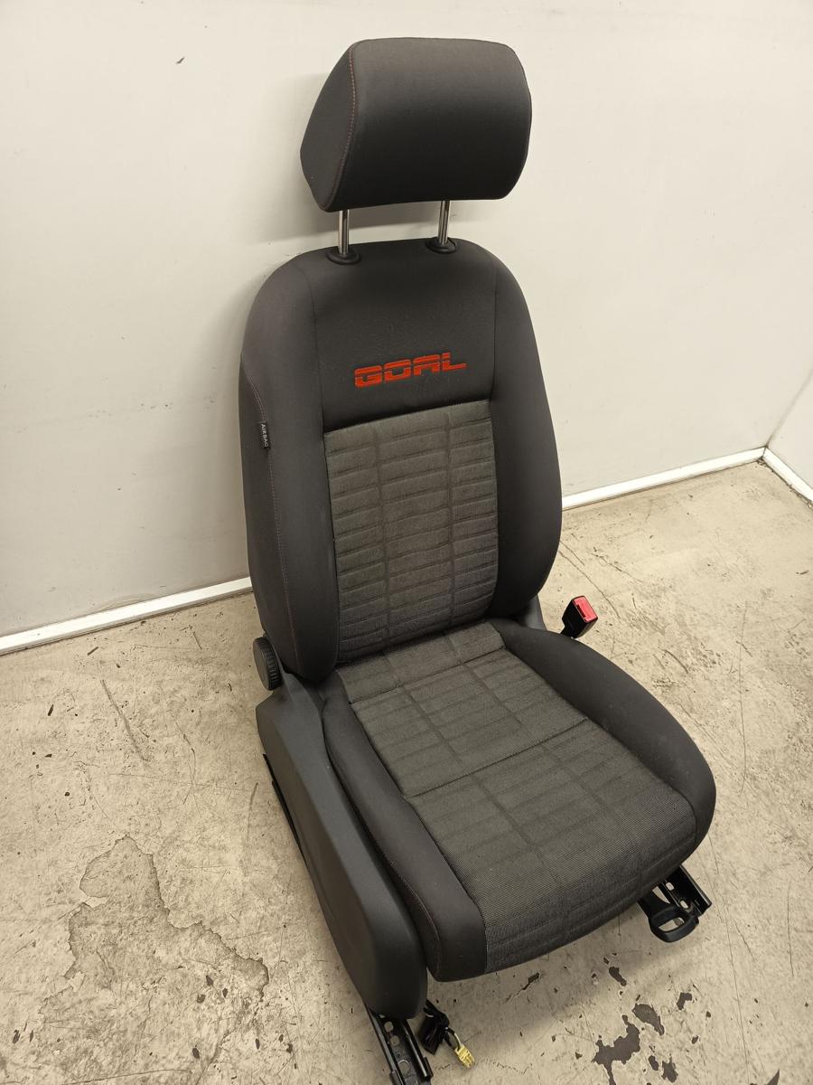 VW Golf V 5 1K Bj 2006 original Sitz vorn rechts Beifahrersitz 1K44881106FR 5TRG