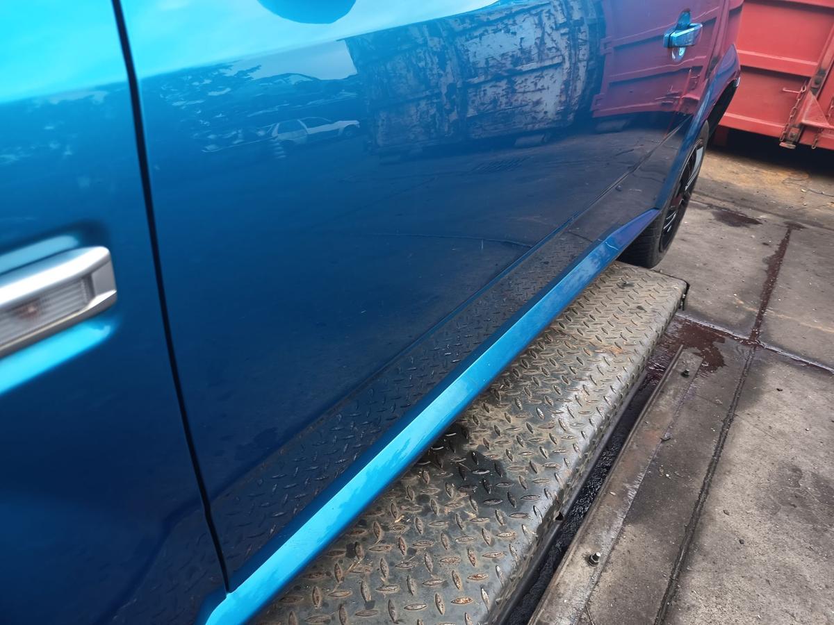 Opel Tigra Twintop original T&uuml;r links Fahrer Rohbau Z21H Antiguablau Bj 2007