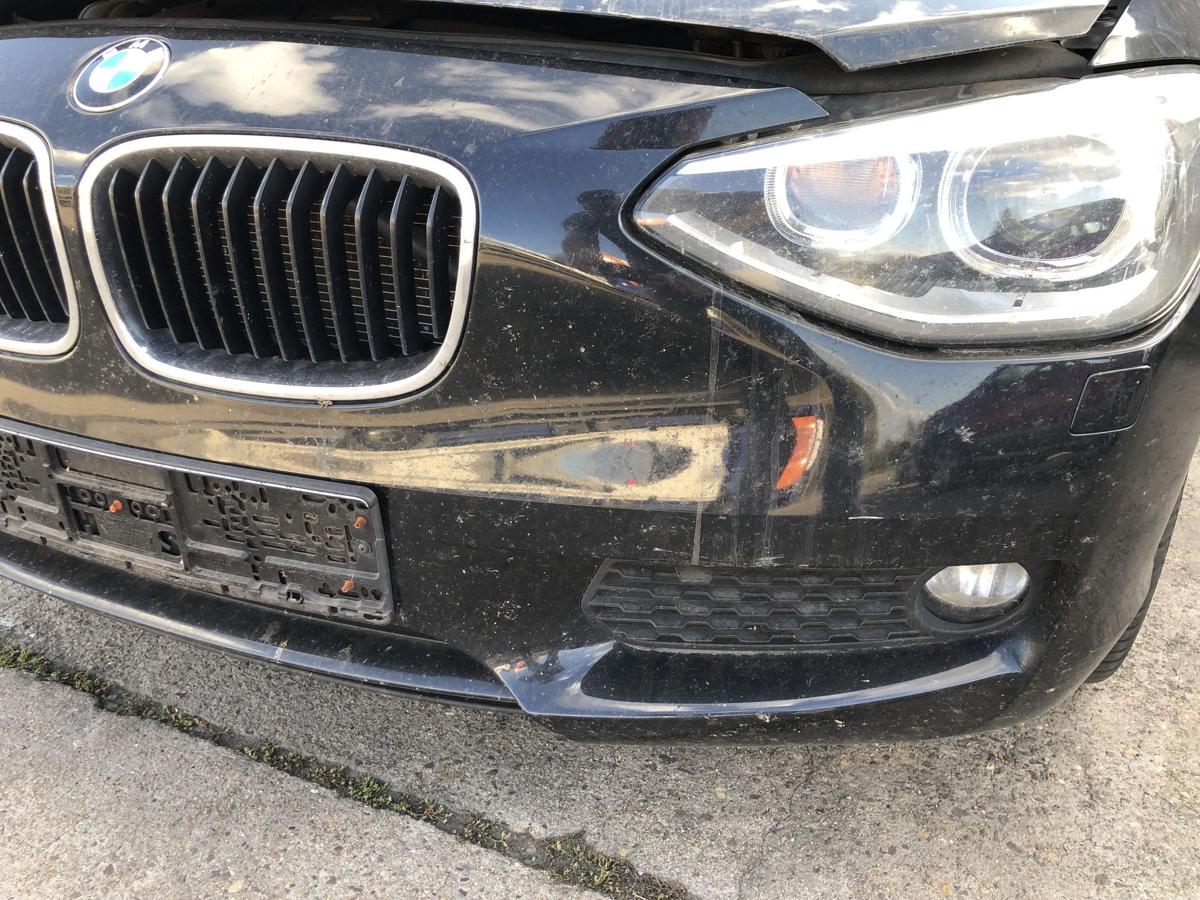BMW 1er F20 Stoßfänger vorn Frontstoßstange Nebel SWRA 475 Blacksaphire Metallic