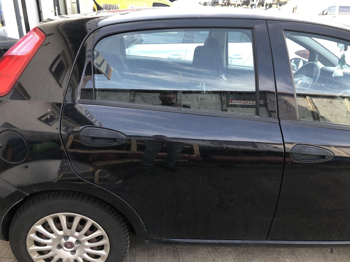 Fiat Punto EVO 199 T&uuml;r hinten rechts Fondt&uuml;r im Rohbau 876 Nero Mille Miglia