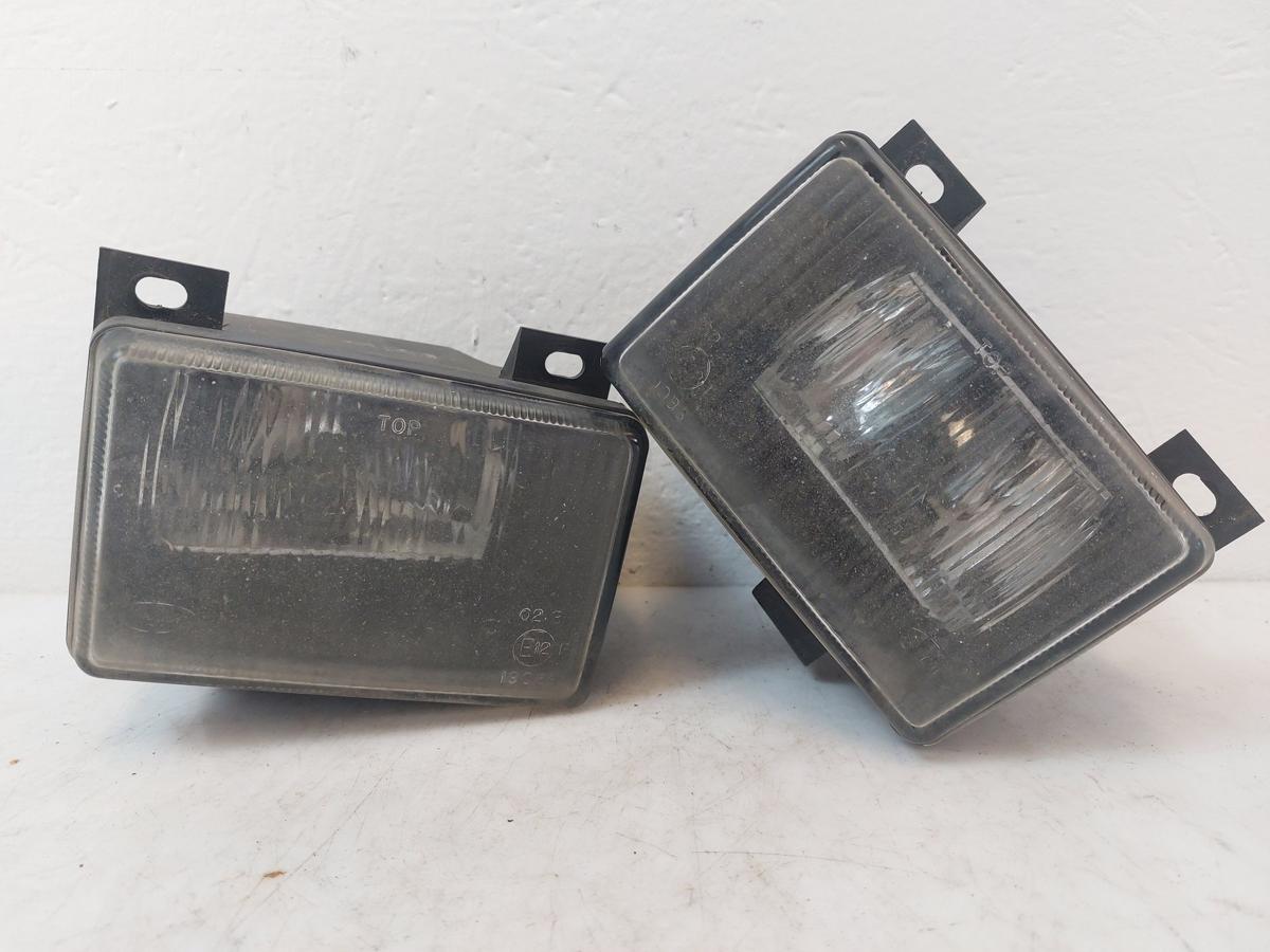Volvo 440 K Satz Nebelscheinwerfer Nebelleuchten vorn links und rechts ab Bj 93