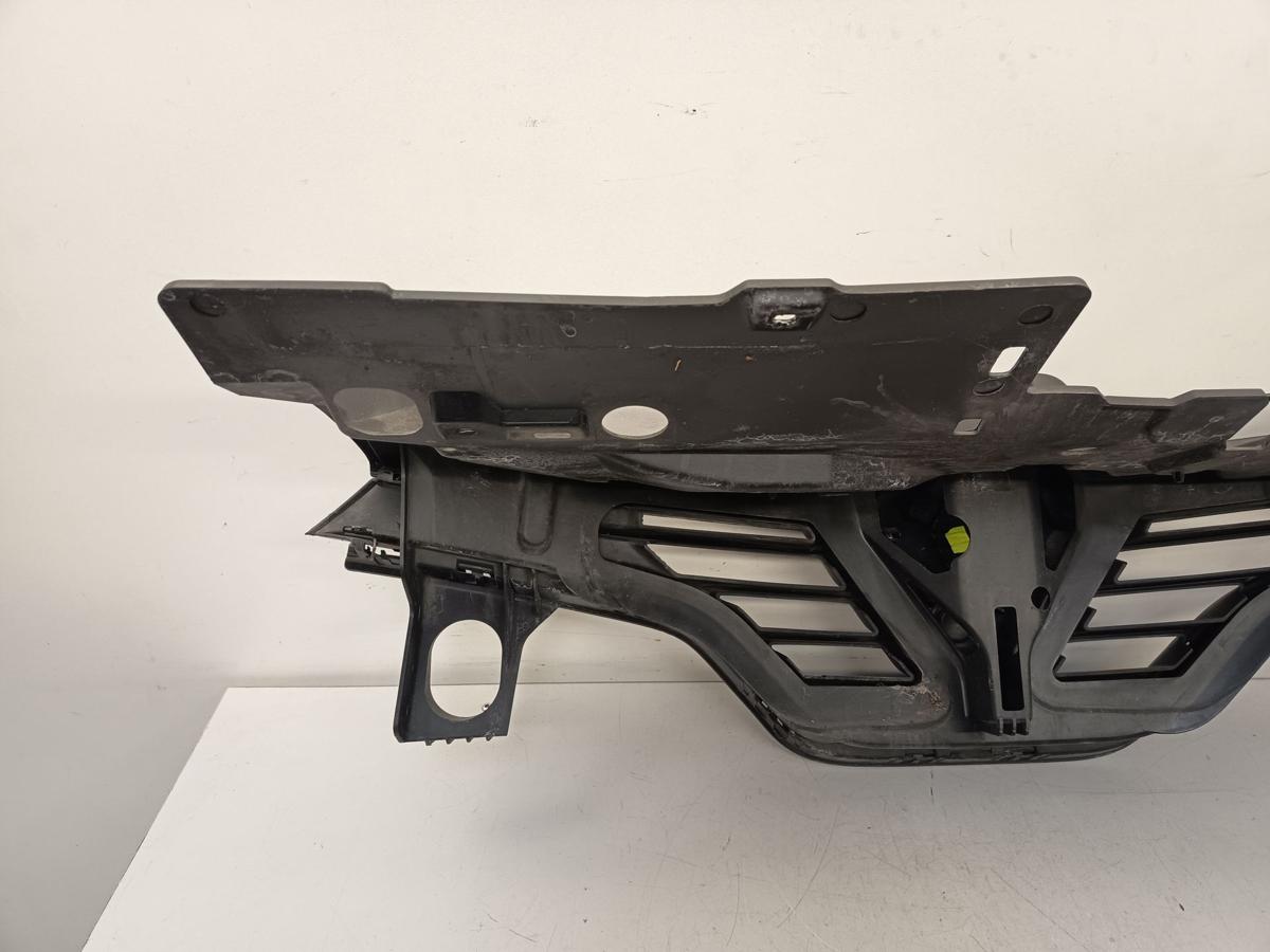 Renault Captur original K&uuml;hlergrill schwarz Baujahr 2016
