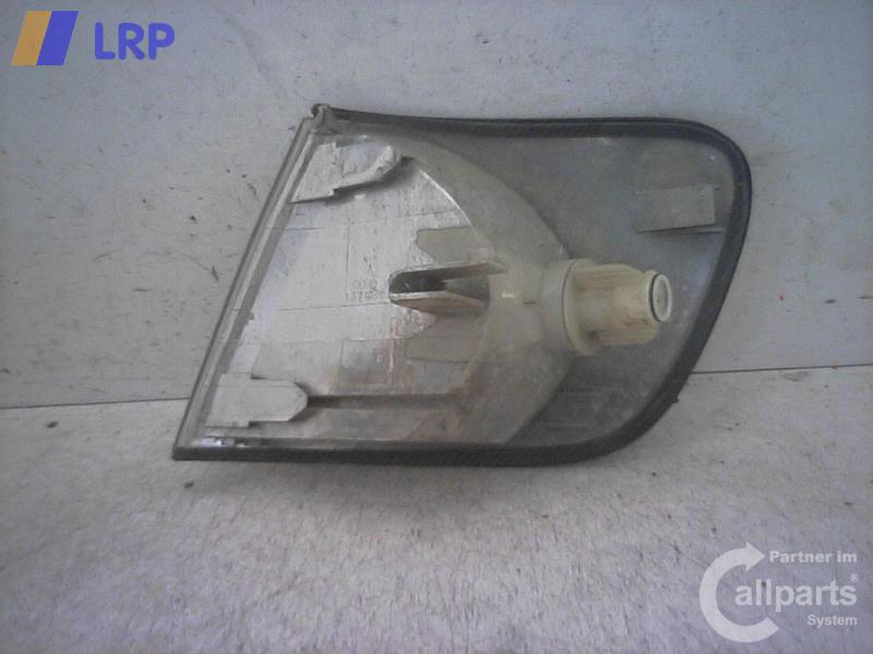 Audi 100 C4 Avant original Blinker Blinkleuchte vorn rechts HELLA BJ1993