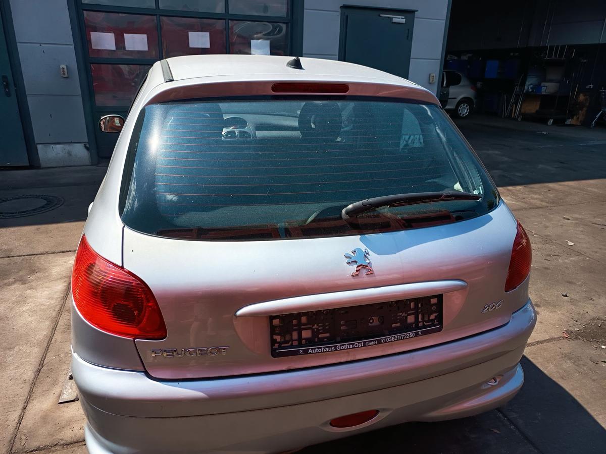 Peugeot 206 orig Heckklappe mit Scheibe Kofferraum 5trg EZR Silber Bj 2005