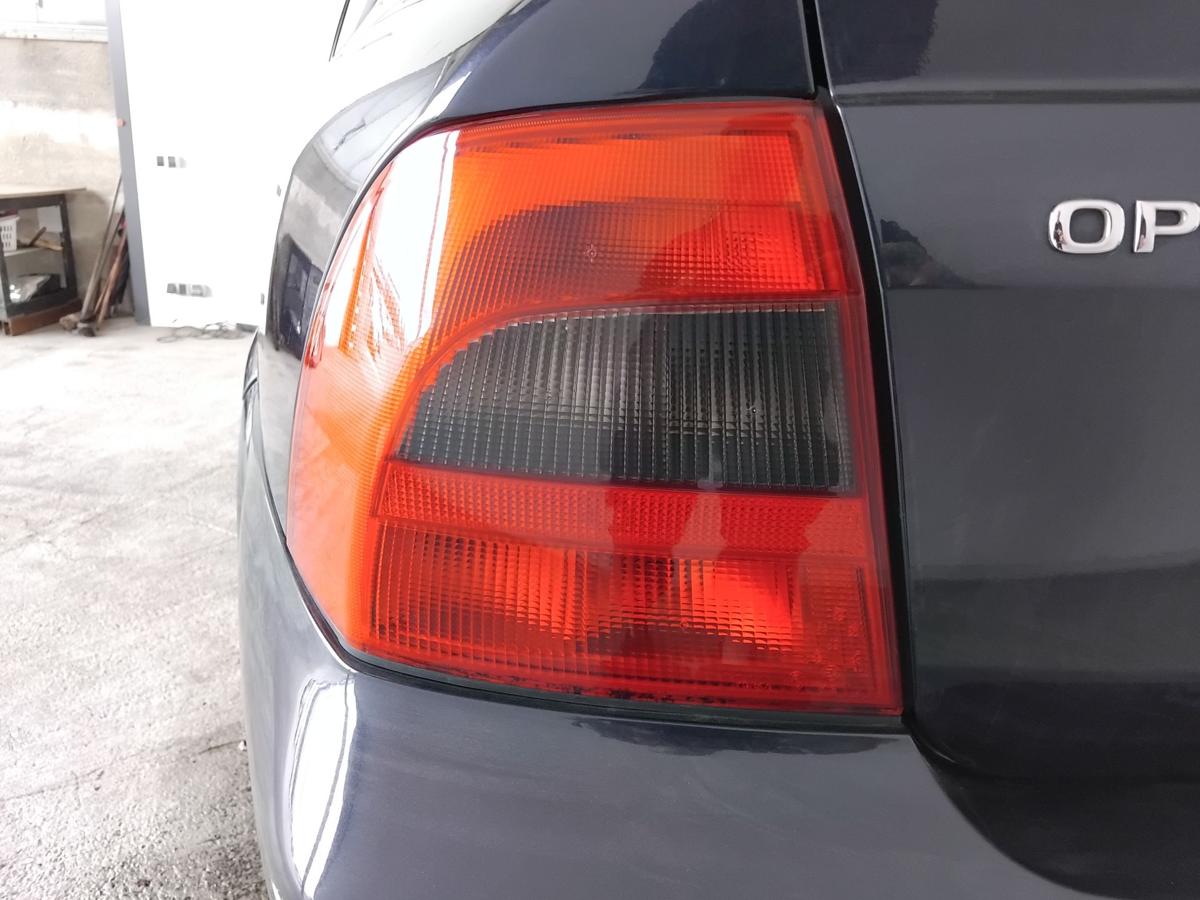 Opel Vectra B Limousine original R&uuml;ckleuchte Heckleuchte links BJ2001 Facelift