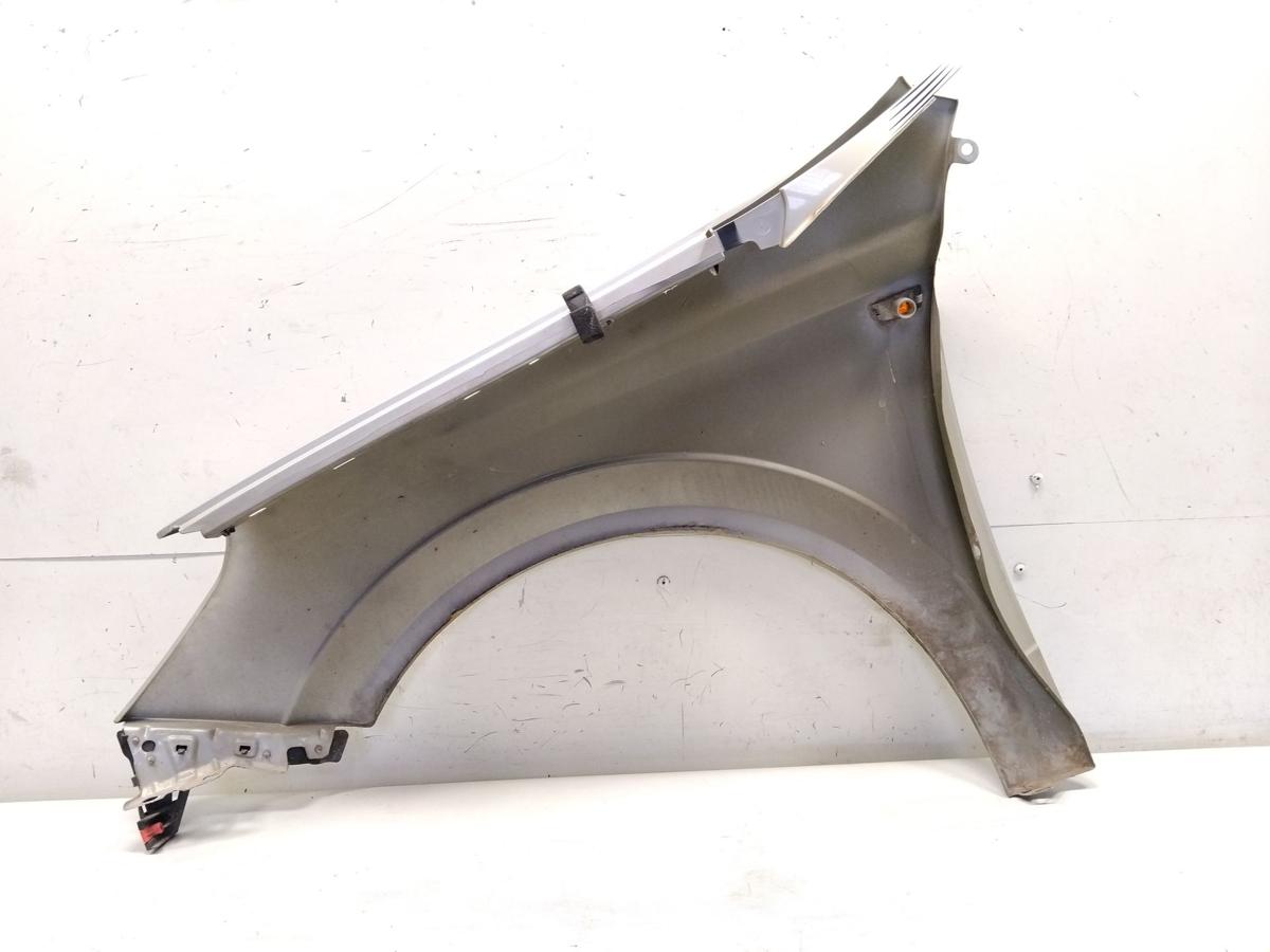 Opel Astra H Fließheck original Kotflügel vorn rechts 1RU Pannacottamet. BJ2004