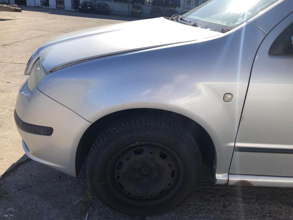 Skoda Fabia 6Y Kotflgel vorn links Fender Fahrerseite LF7T Diamantsilber