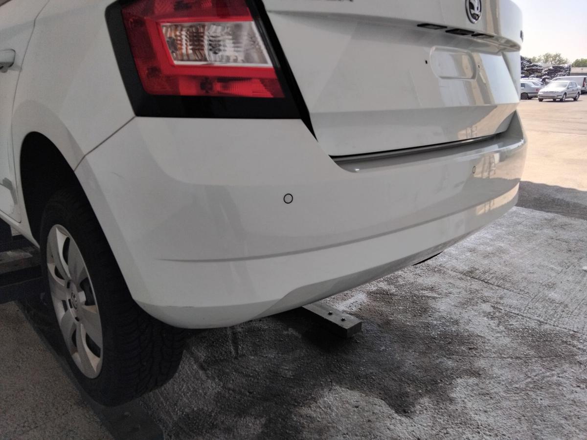 Skoda Fabia 3 III NJ orig.Stoßfänger Stoßstange hinten Steilheck PDC BJ2014 LF9F Laser White