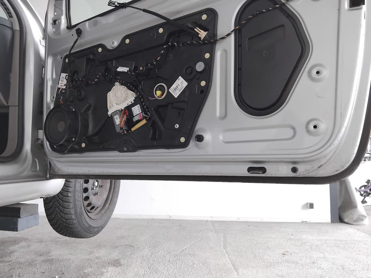 VW Golf 6 Tür vorn rechts Beifahrertür LA7W reflexsilbermetallic 3-Türer BJ2009