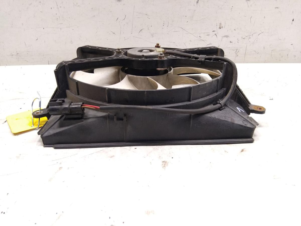 Toyota Avensis T22 original Elektrol&uuml;fter links mit Zarge 1.8 95kw 1ZZ BJ2002