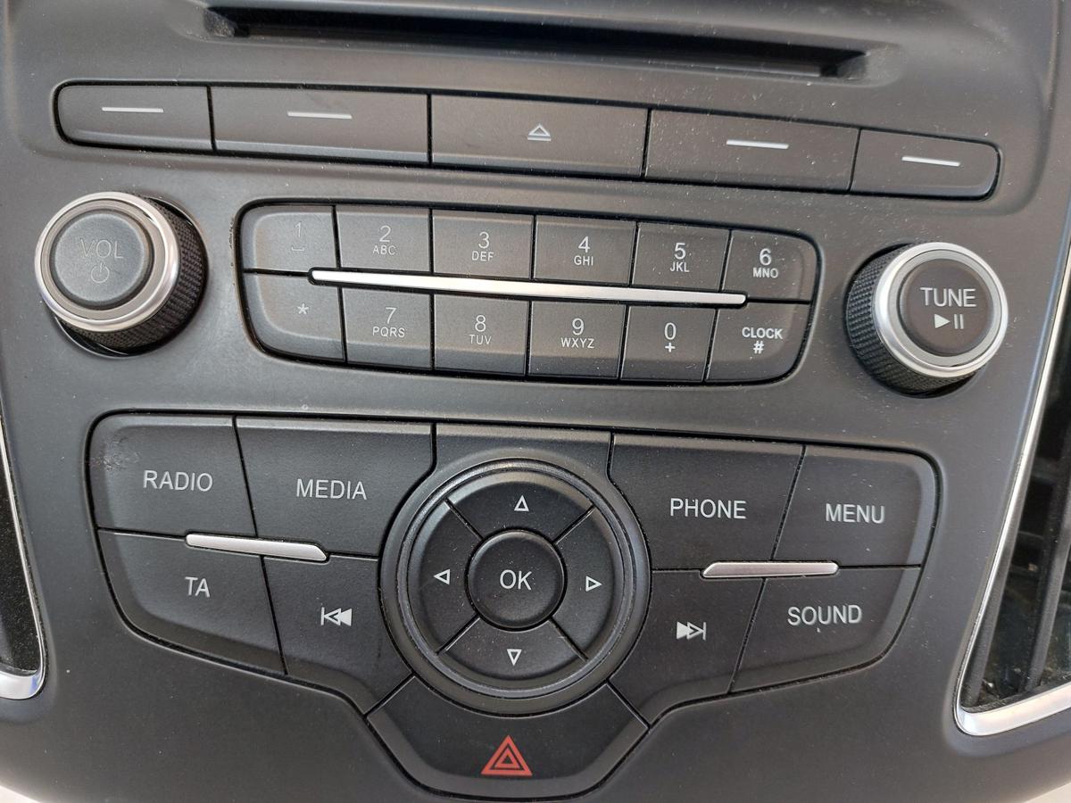 Ford Focus DYB CEW Turnier Radiobedienung Bedienteil Radio OEM